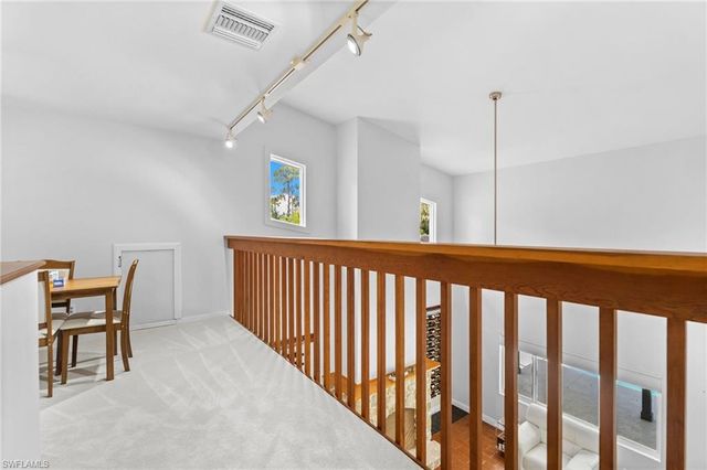 201 Perkins DR, Naples, FL 34119