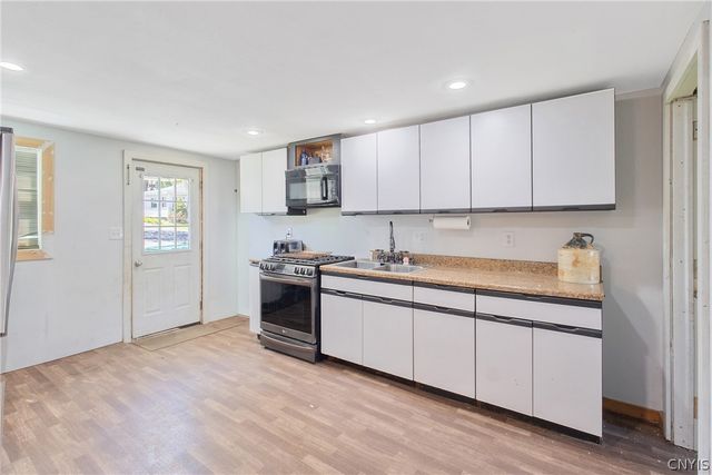 270 East 10th Street, Oswego, NY 13126