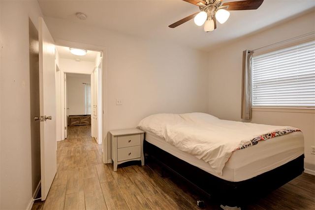 2004 Pine Oak Drive, Edmond, OK 73013