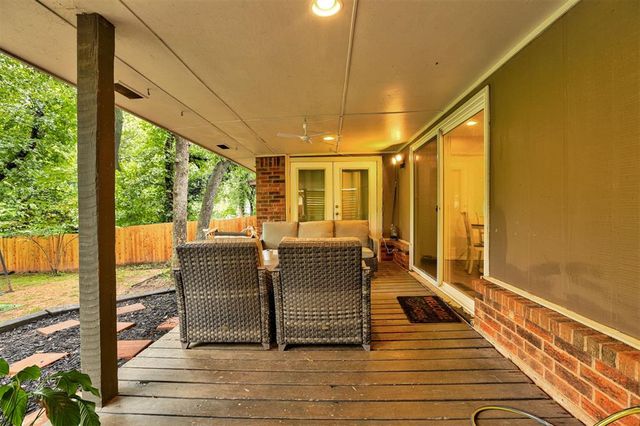 2004 Pine Oak Drive, Edmond, OK 73013