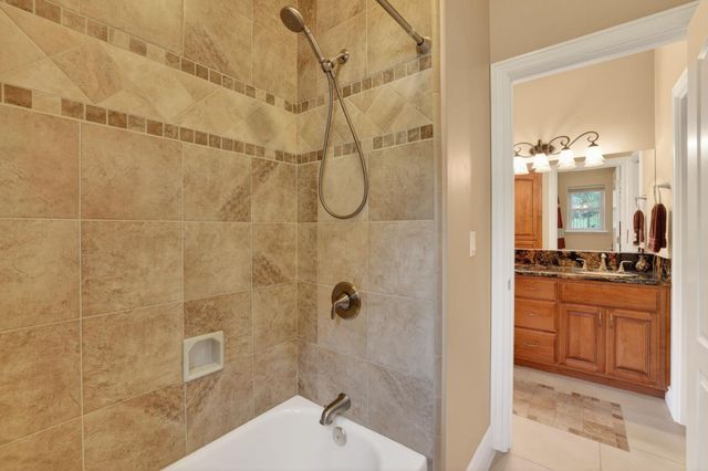 4554 Cross Creek Rd, Cool, CA 95614