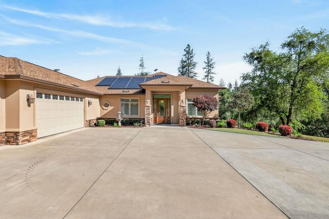 4554 Cross Creek Rd, Cool, CA 95614