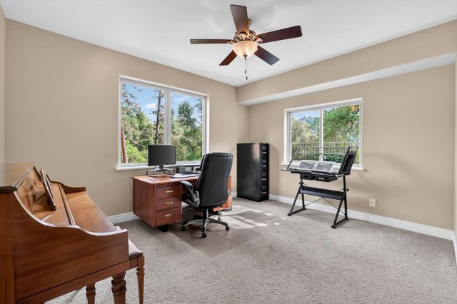 4554 Cross Creek Rd, Cool, CA 95614