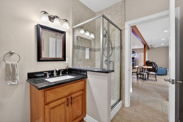 4554 Cross Creek Rd, Cool, CA 95614