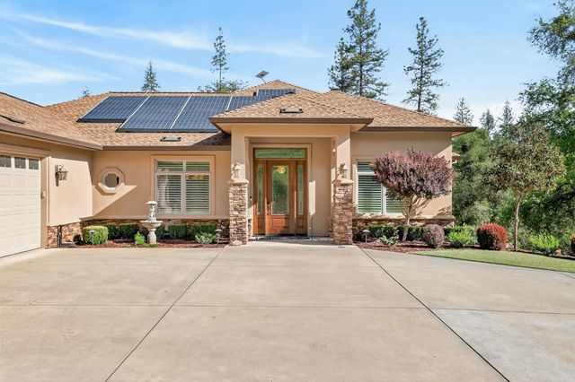 4554 Cross Creek Rd, Cool, CA 95614