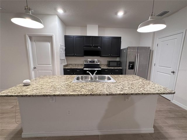 8273 SW 60TH ROAD, Gainesville, FL 32608