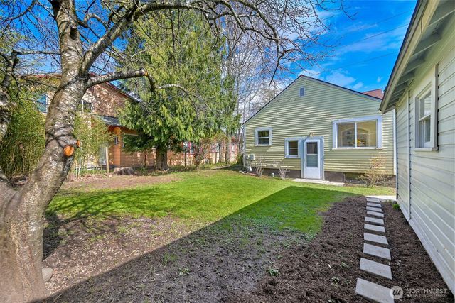 2517 Peabody Street, Bellingham, WA 98225