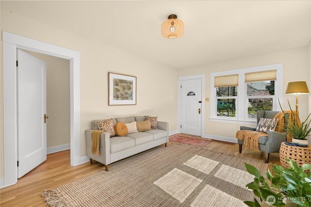 2517 Peabody Street, Bellingham, WA 98225