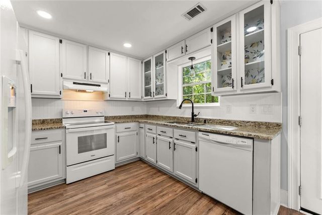 1570 Williams Circle, Cumming, GA 30041