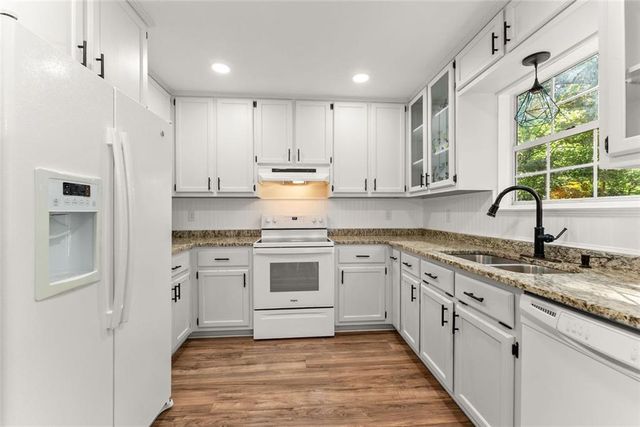1570 Williams Circle, Cumming, GA 30041