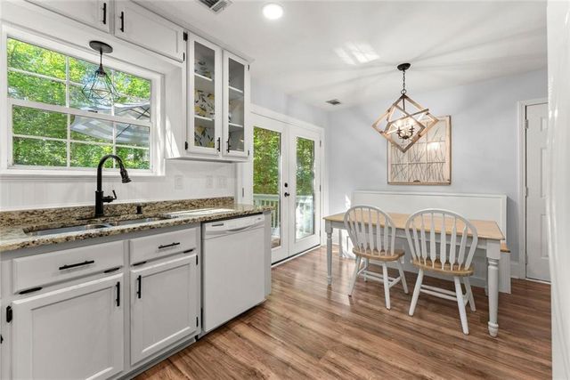 1570 Williams Circle, Cumming, GA 30041