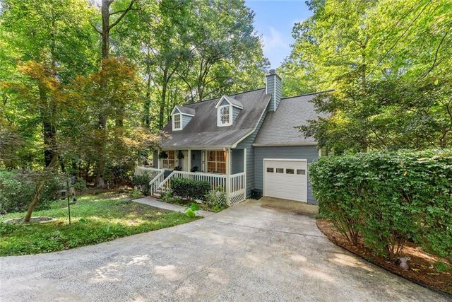 1570 Williams Circle, Cumming, GA 30041