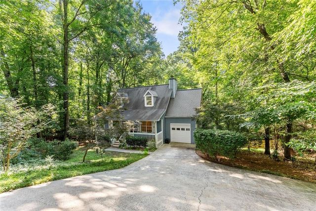 1570 Williams Circle, Cumming, GA 30041