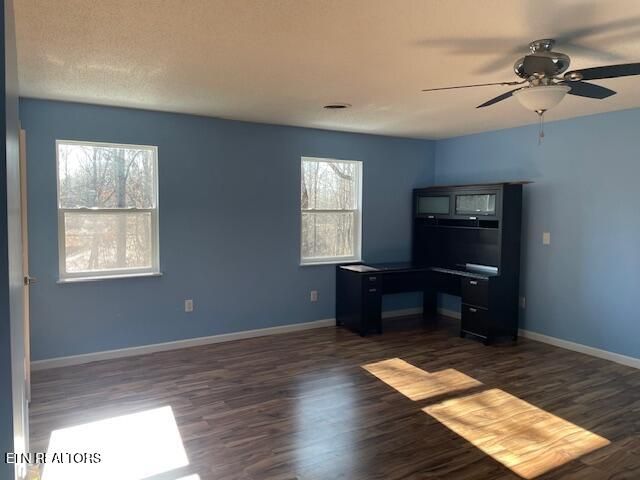 125 Walnut Lane, Oneida, TN 37841