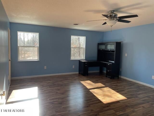 125 Walnut Lane, Oneida, TN 37841