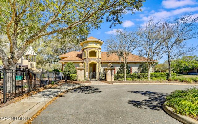 13060 HIGHLAND GLEN Way N, Jacksonville, FL 32224