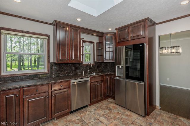 33320 Outley Park Drive, Solon, OH 44139