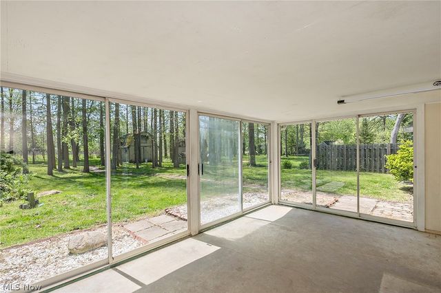 33320 Outley Park Drive, Solon, OH 44139