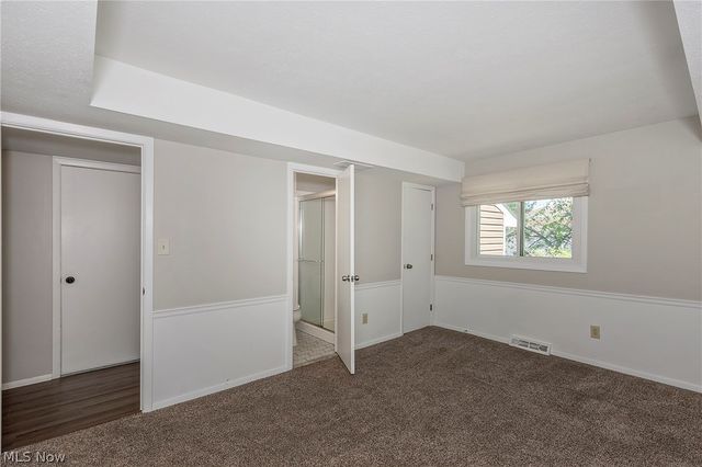 33320 Outley Park Drive, Solon, OH 44139