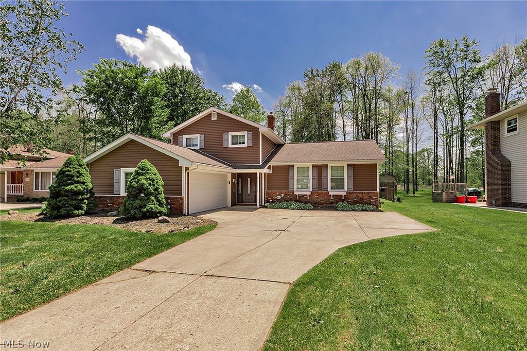 33320 Outley Park Drive, Solon, OH 44139