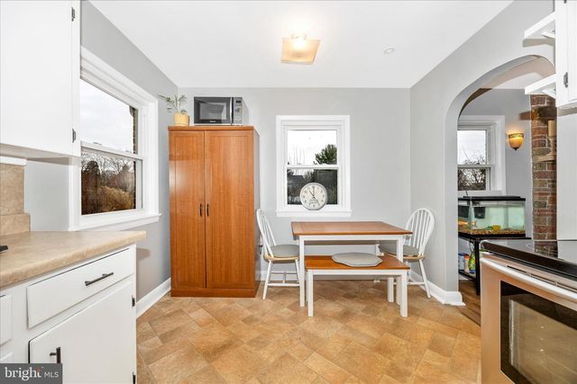 9711 CHAPELWOOD LN, Hagerstown, MD 21740