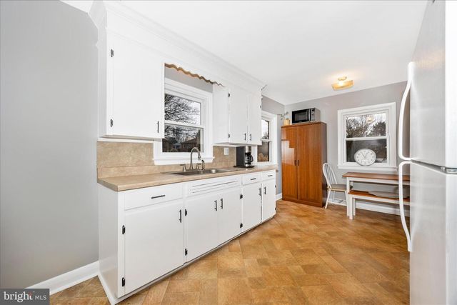 9711 CHAPELWOOD LN, Hagerstown, MD 21740