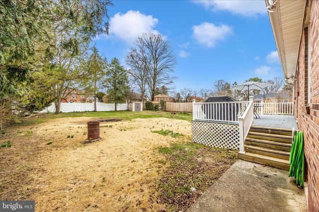 9711 CHAPELWOOD LN, Hagerstown, MD 21740