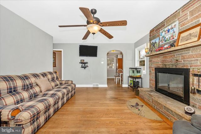 9711 CHAPELWOOD LN, Hagerstown, MD 21740