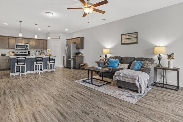 1973 Windsor Avenue, Cottage Grove, WI 53527