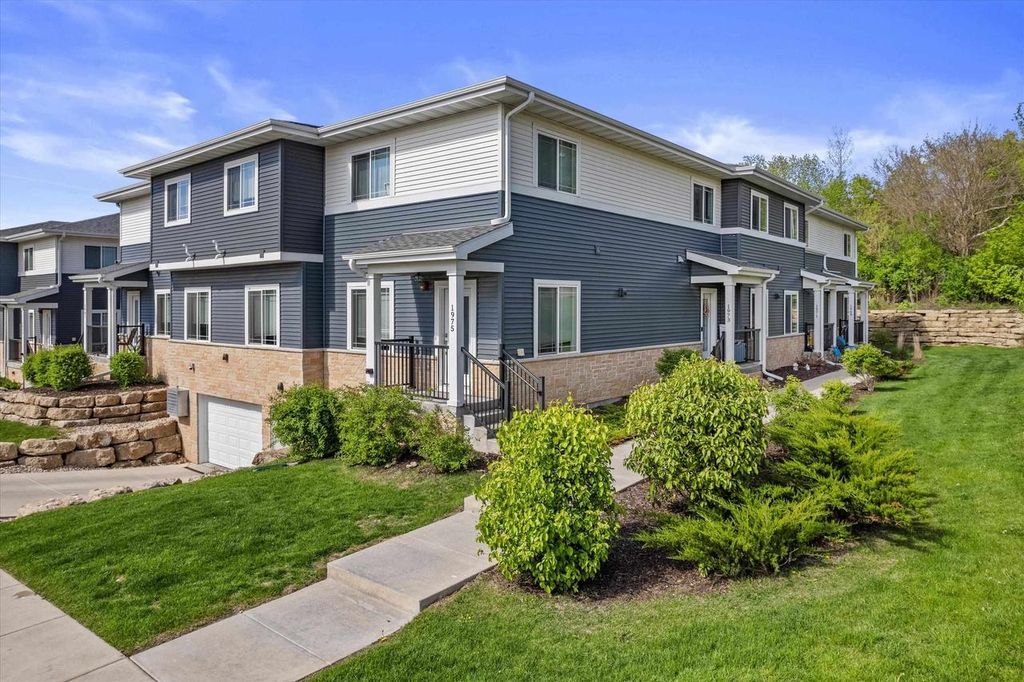 1973 Windsor Avenue, Cottage Grove, WI 53527