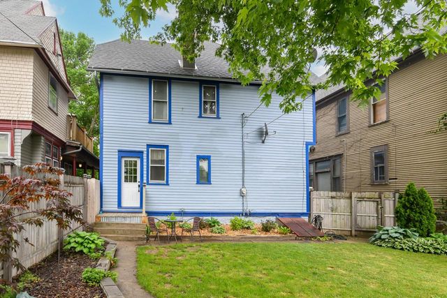 933 N 34th STREET, Milwaukee, WI 53208