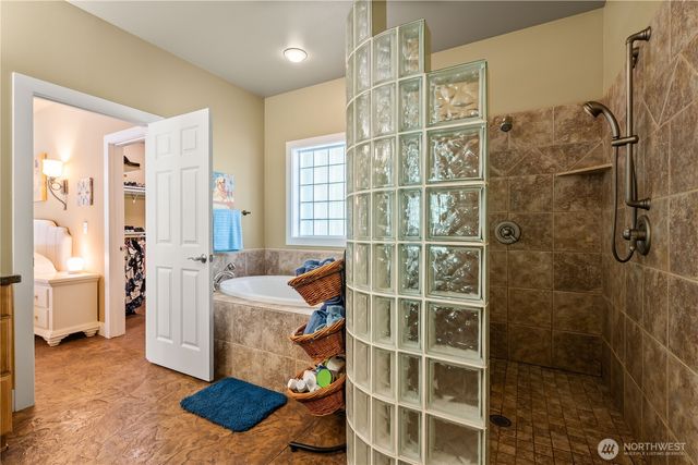 9135 Custer School Road, Custer, WA 98240