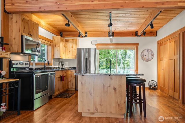 9135 Custer School Road, Custer, WA 98240