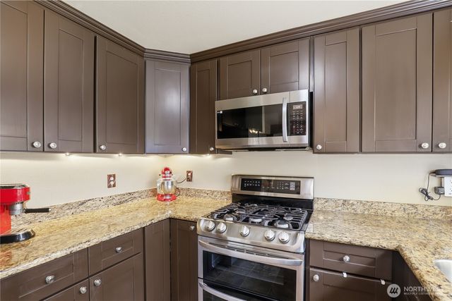 12519 SE 277th Place, Kent, WA 98030