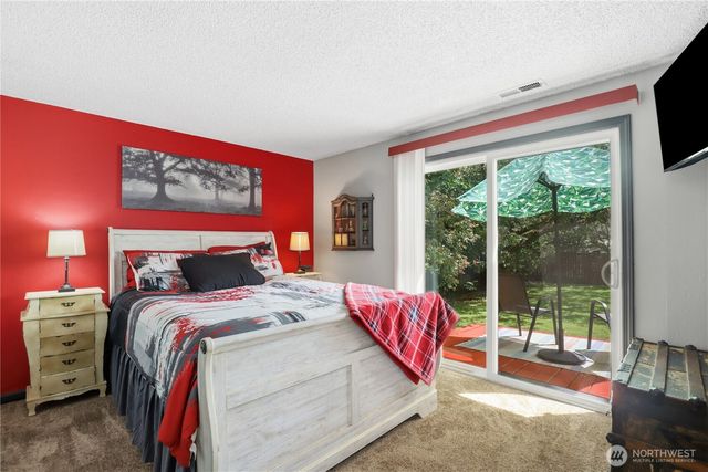 12519 SE 277th Place, Kent, WA 98030