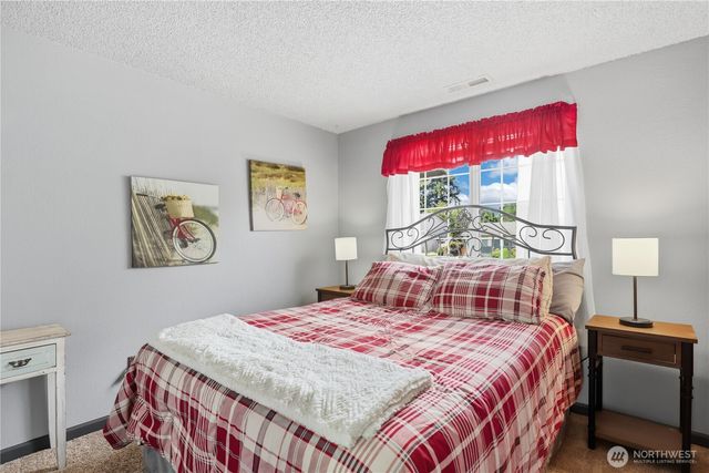 12519 SE 277th Place, Kent, WA 98030