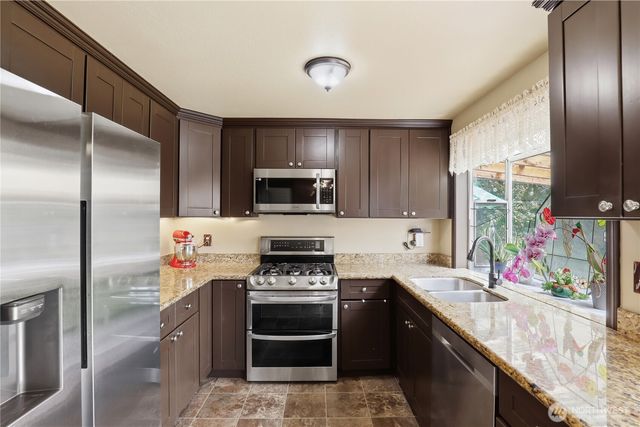 12519 SE 277th Place, Kent, WA 98030