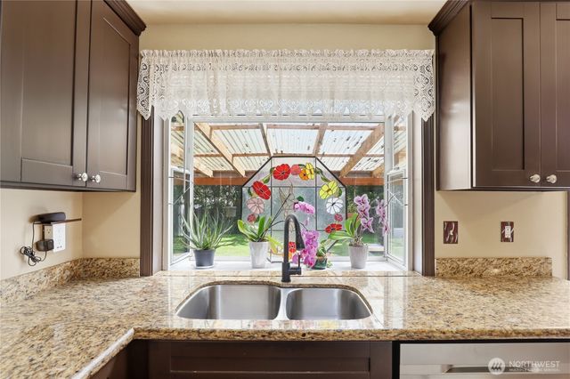 12519 SE 277th Place, Kent, WA 98030