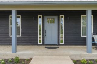 25429 Cove DR, Spicewood, TX 78669