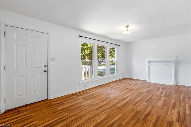 2220 Bradley Street, Greensboro, NC 27406