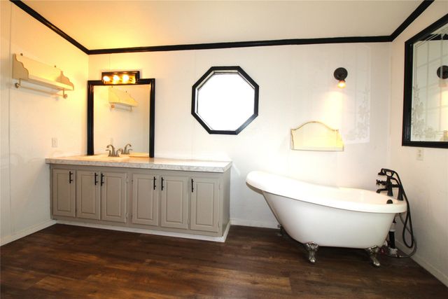 10376 County Road 4089, Scurry, TX 75158