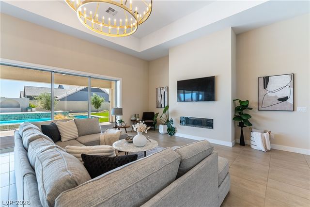 8866 Harvest Sunset Street, Las Vegas, NV 89113
