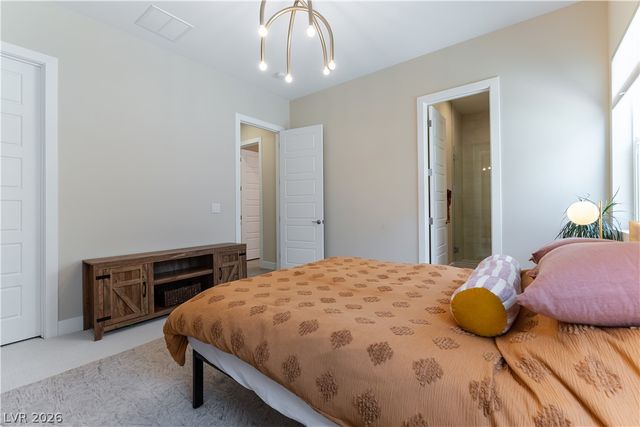 8866 Harvest Sunset Street, Las Vegas, NV 89113