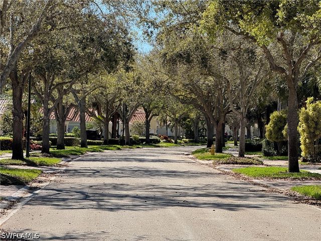 4775 Martinique WAY, Naples, FL 34119