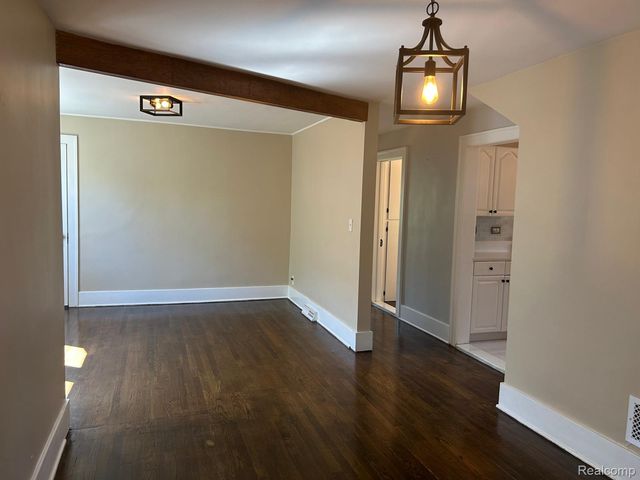 21700 HOMER Street, Dearborn, MI 48124