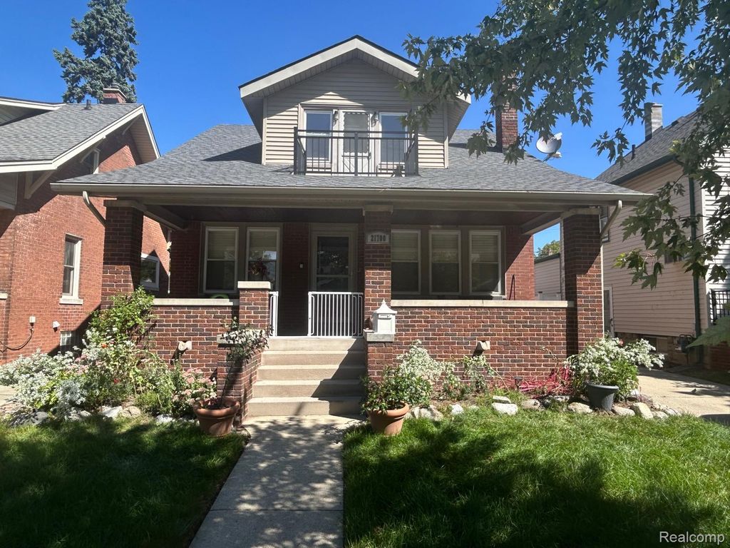 21700 HOMER Street, Dearborn, MI 48124