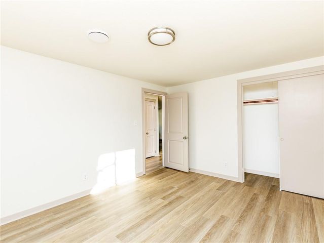 7417 N Highland Avenue, Gladstone, MO 64118