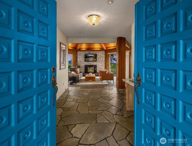 1320 Silver Springs Way, Stanwood, WA 98292