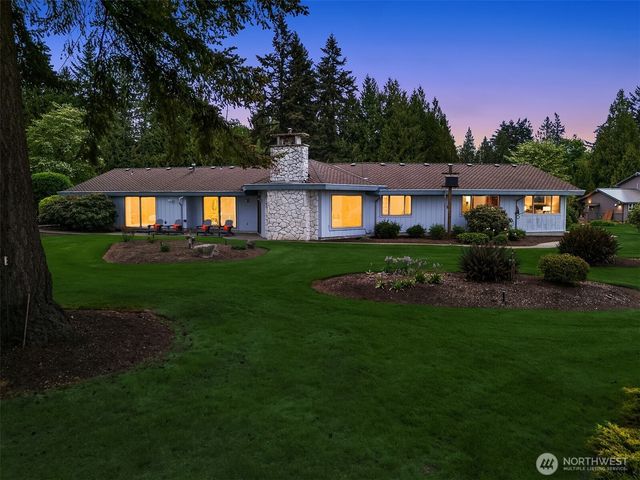 1320 Silver Springs Way, Stanwood, WA 98292
