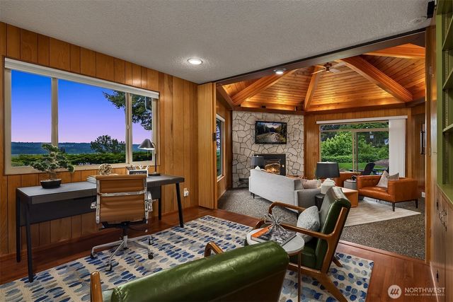 1320 Silver Springs Way, Stanwood, WA 98292